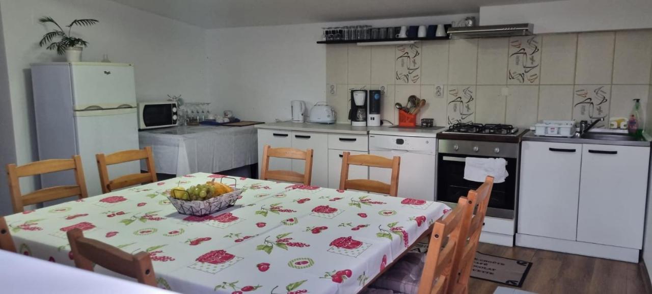 Casa De Oaspeti Laura Râșnov Zewnętrze zdjęcie